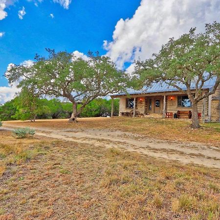 Log Cabin At Old Glory Ranch ويمبيرلي المظهر الخارجي الصورة